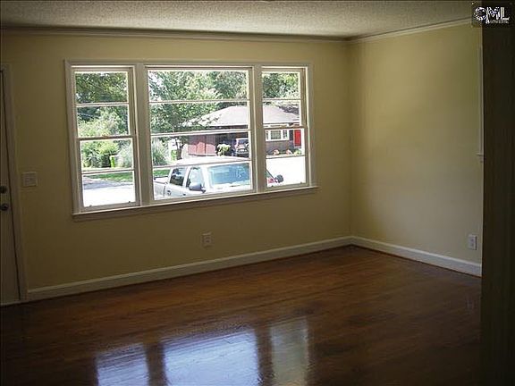 3rd image of 7727 Skylark Dr