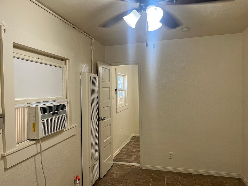 1st image of 512 1/2 N Eastman Ave