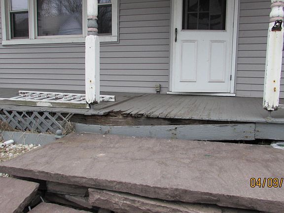 4th image of 221 Towanda St