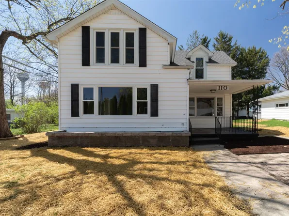 110 S Washington St, Saybrook, IL 61770