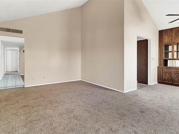 5th image of 10308 Camwood Dr