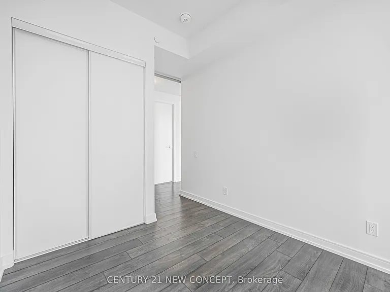 28 Wellesley St E #1902 — Photo 22