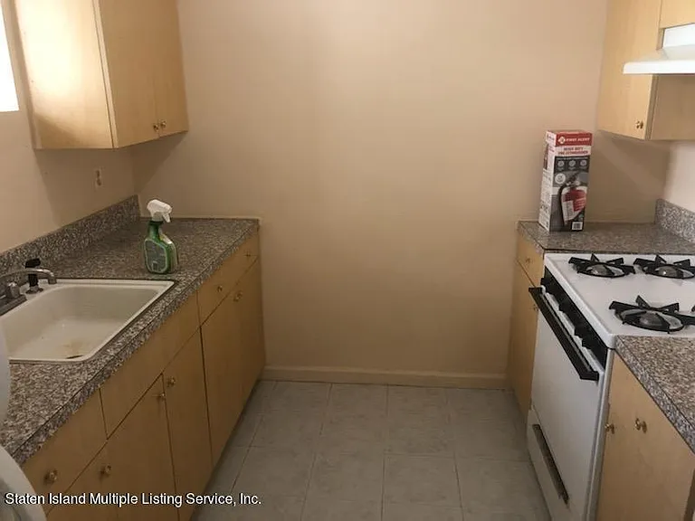 45 Dalton Ave — Photo 3