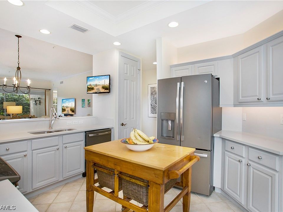 1st image of 4800 Yacht Harbor Dr #811