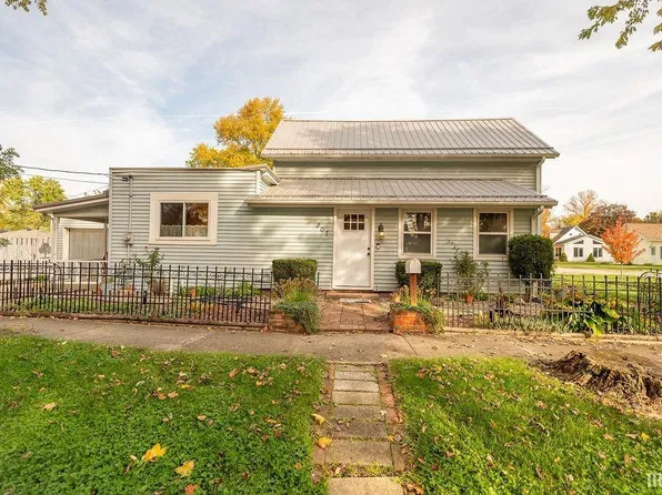 307 E Columbia St, South Whitley, IN 46787