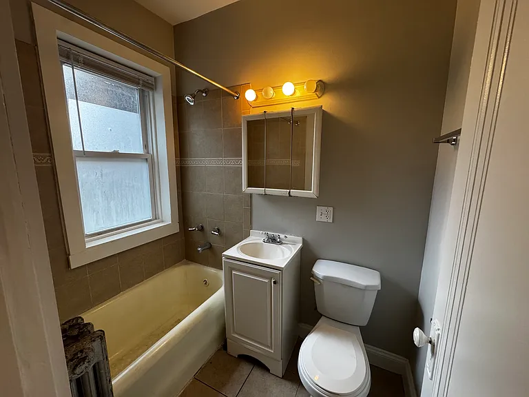 3836 W Palmer St #1D — Photo 4