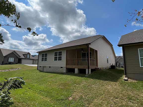5th image of 916 E Beaver Creek Dr