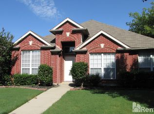 4717 Park Bend Dr, Fort Worth, TX 76137