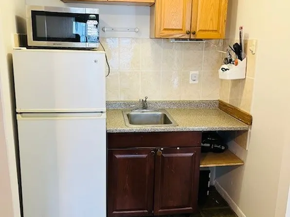 1066 2nd Avenue image 1 of 5