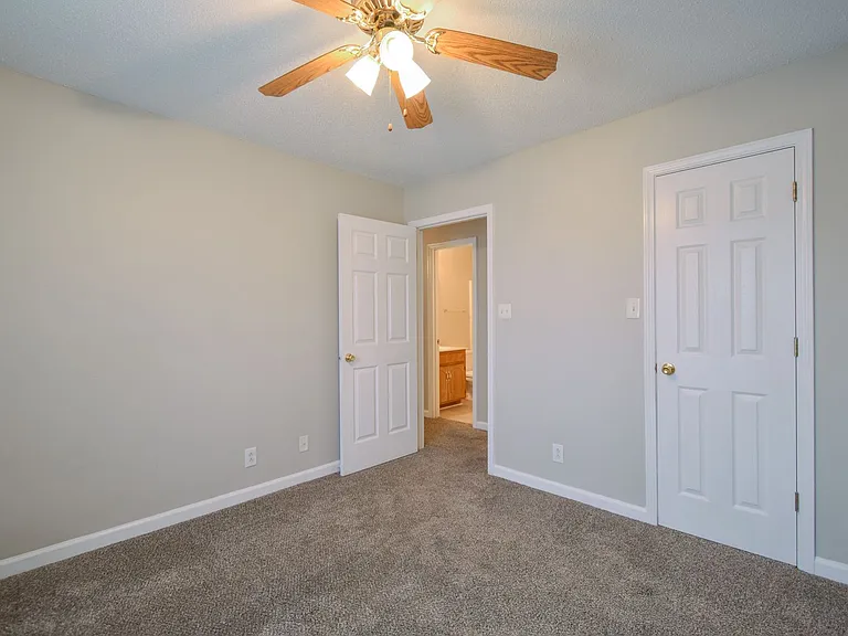 1023 Shadow Ridge Ave — Photo 14