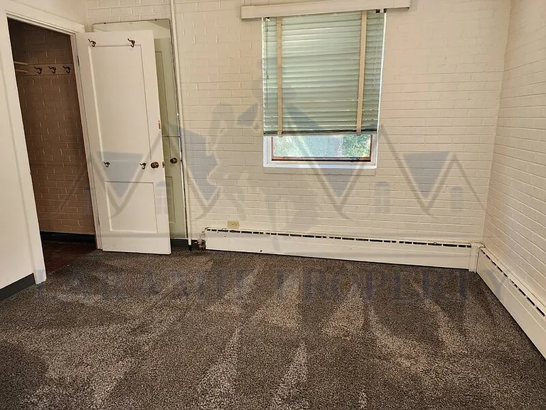 309 S 10th St #26 — Photo 6