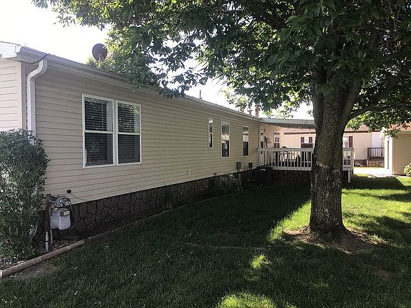3rd image of 1514 SE Green Park Cir