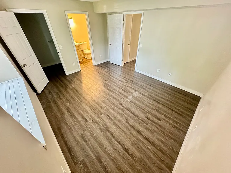10919 Harrowfield Rd — Photo 9