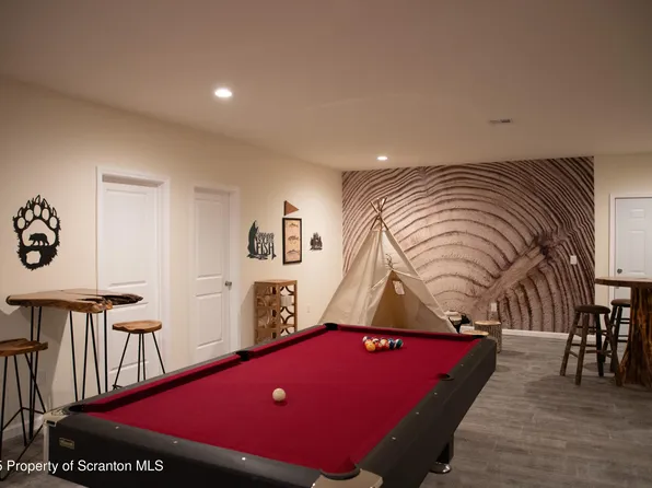 29 Fawn Ct, Gouldsboro, PA 18424