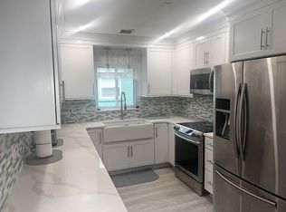 1110 19th St SW, Largo, FL 33770