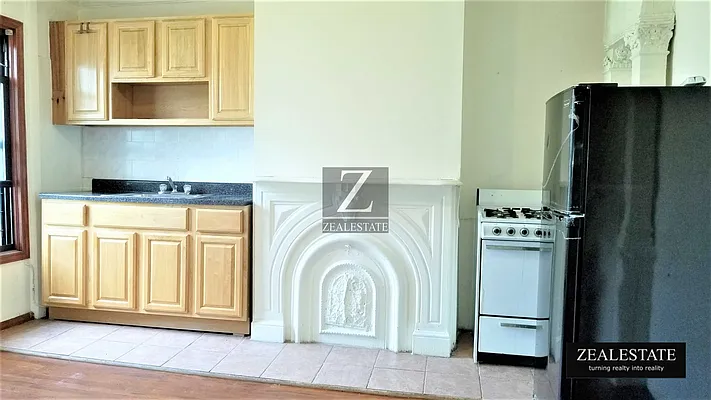 Rented by ZealEstate Group Inc | media 2