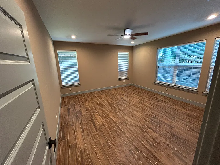 4534 N Shore Dr — Photo 30