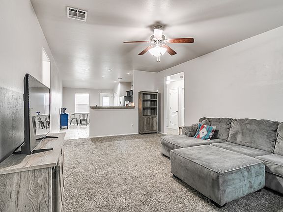 4th image of 2816 Thompson Farm Ln