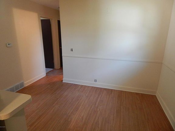 5th image of 2190 Audley Dr NE