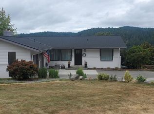4941 Sharpe Rd, Anacortes, WA 98221