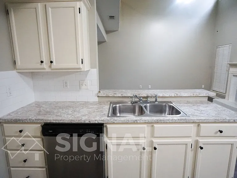 112 Timberleaf Cir — Photo 5