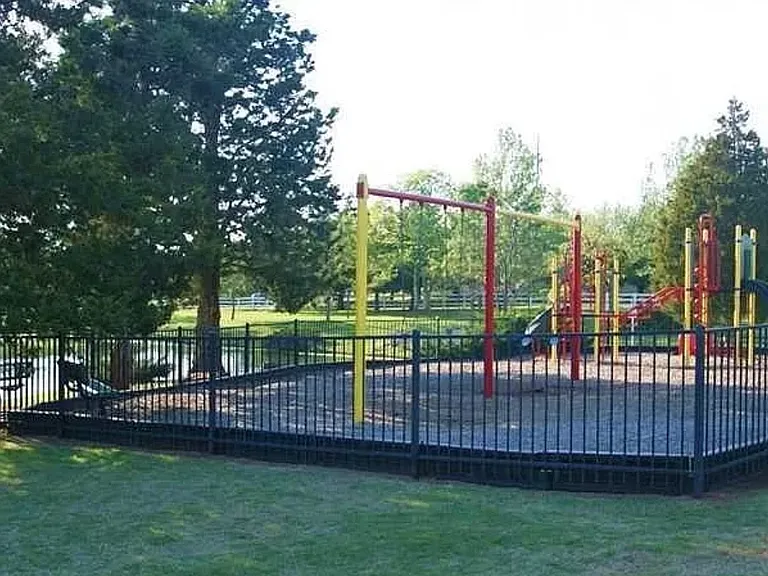 2120 Fair Meadow Dr — Photo 26