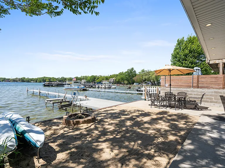11478 E Shore Dr — Photo 17