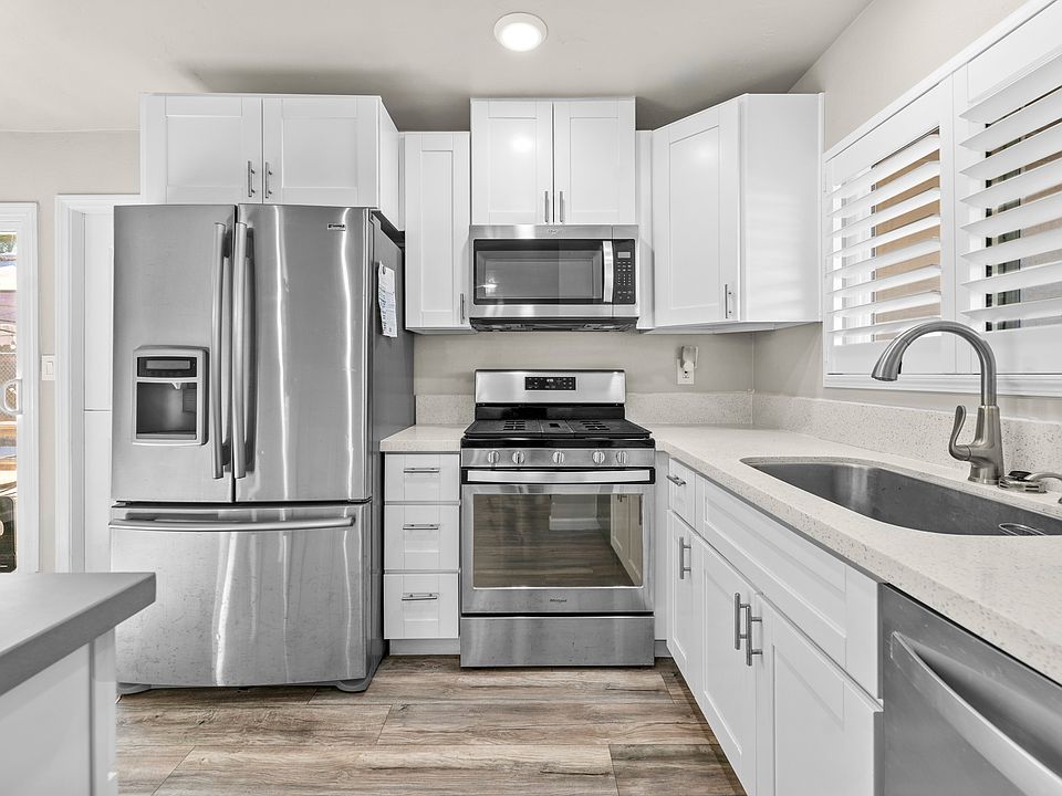 1st image of 1083 Darwin Pl