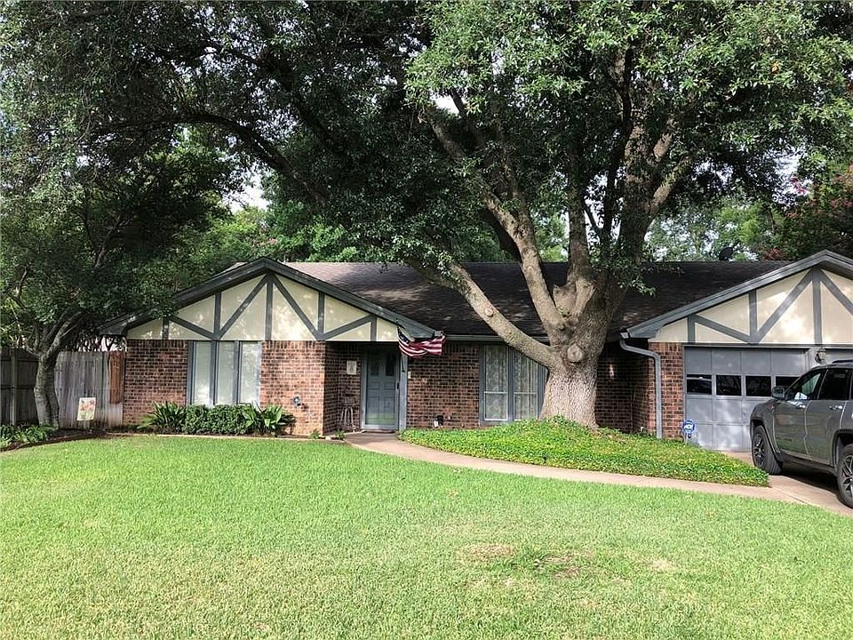 1st image of 1804 Lakemont Dr