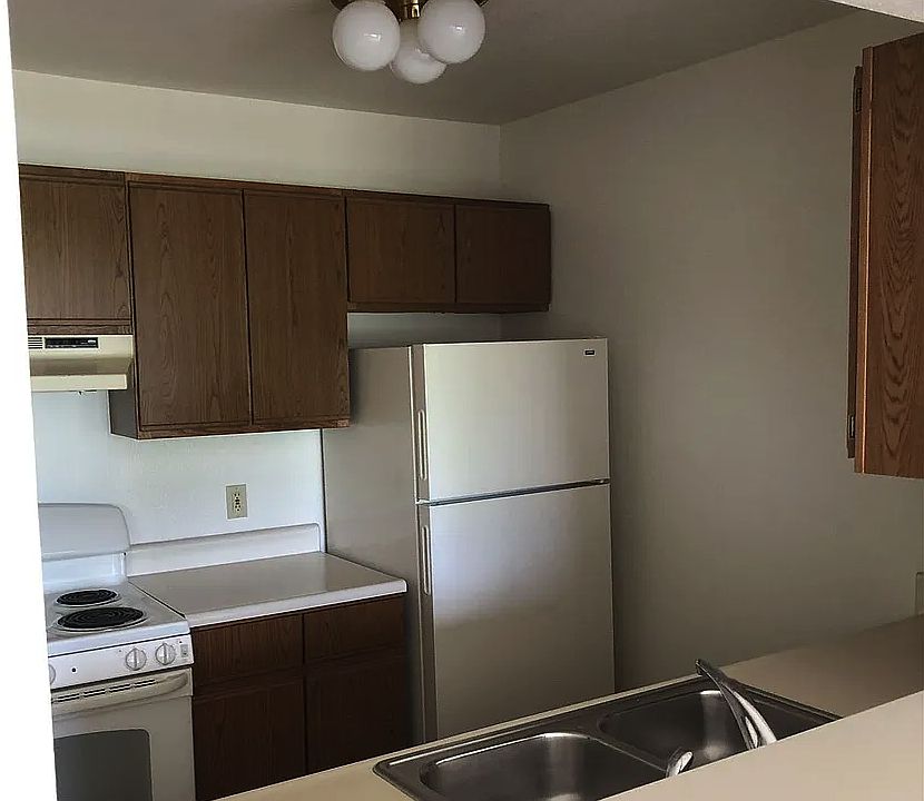 2nd image of 219 E Cleveland Ave #219