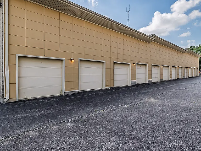 six23-condos-springfield-mo-garage-parking