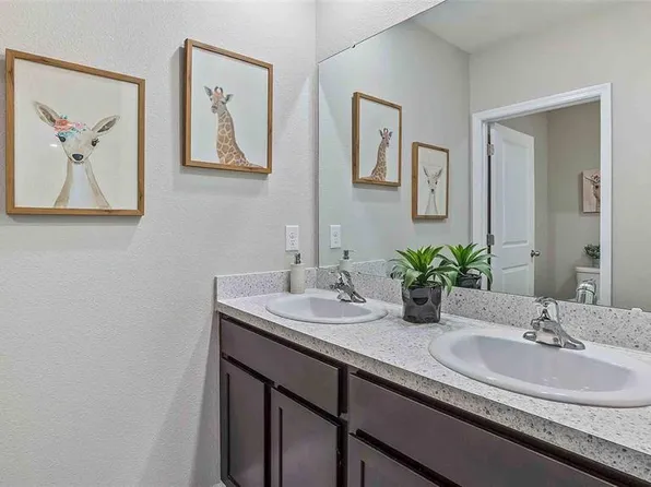 710 Ace Outlaw Ave, Ruskin, FL 33570