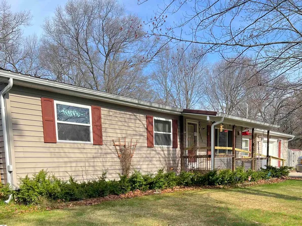 6283 Seminole St, Oscoda, MI 48750