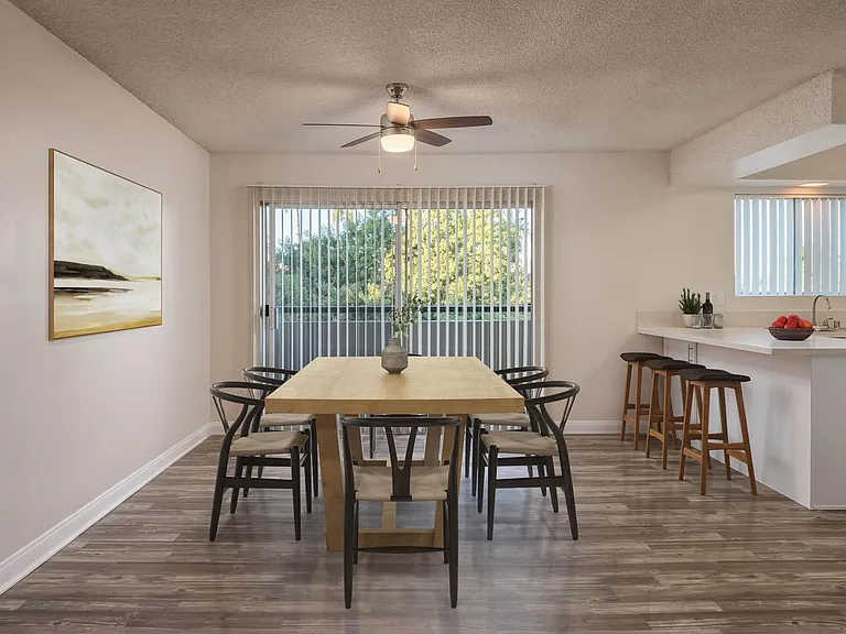 Penthouse Apartments | Spacious 1 & 2 Bedroom Apartments Near SDSU — Photo 24