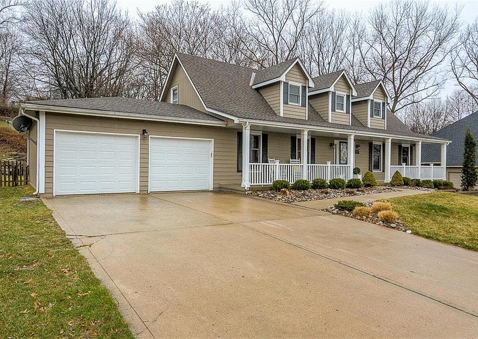 1st image of 1310 Telford Dr