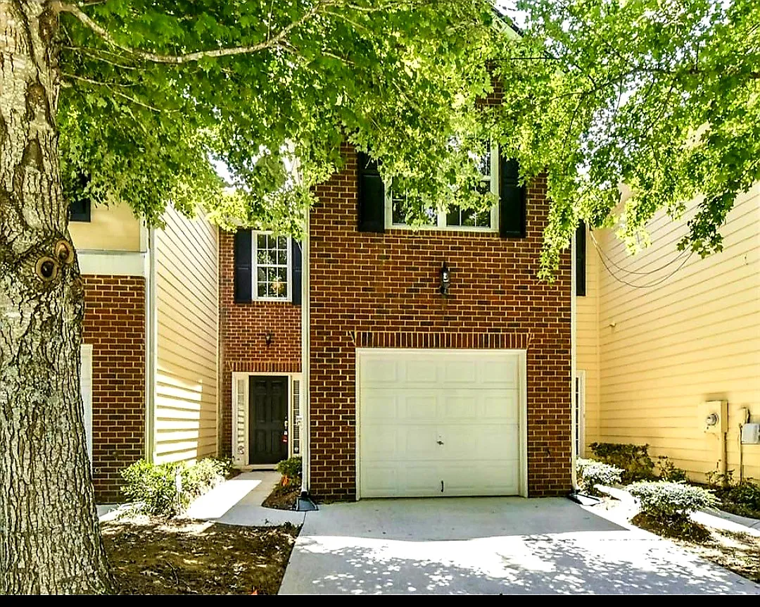 7075 Biltmore Trce photo 1