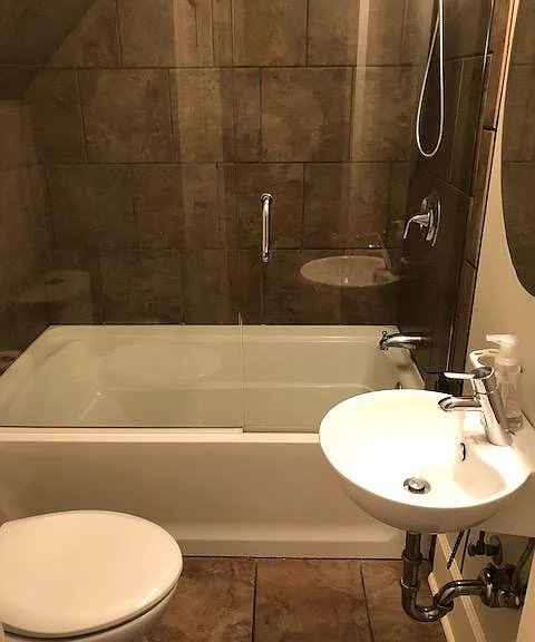 5831 Douglas St #3 — Photo 15