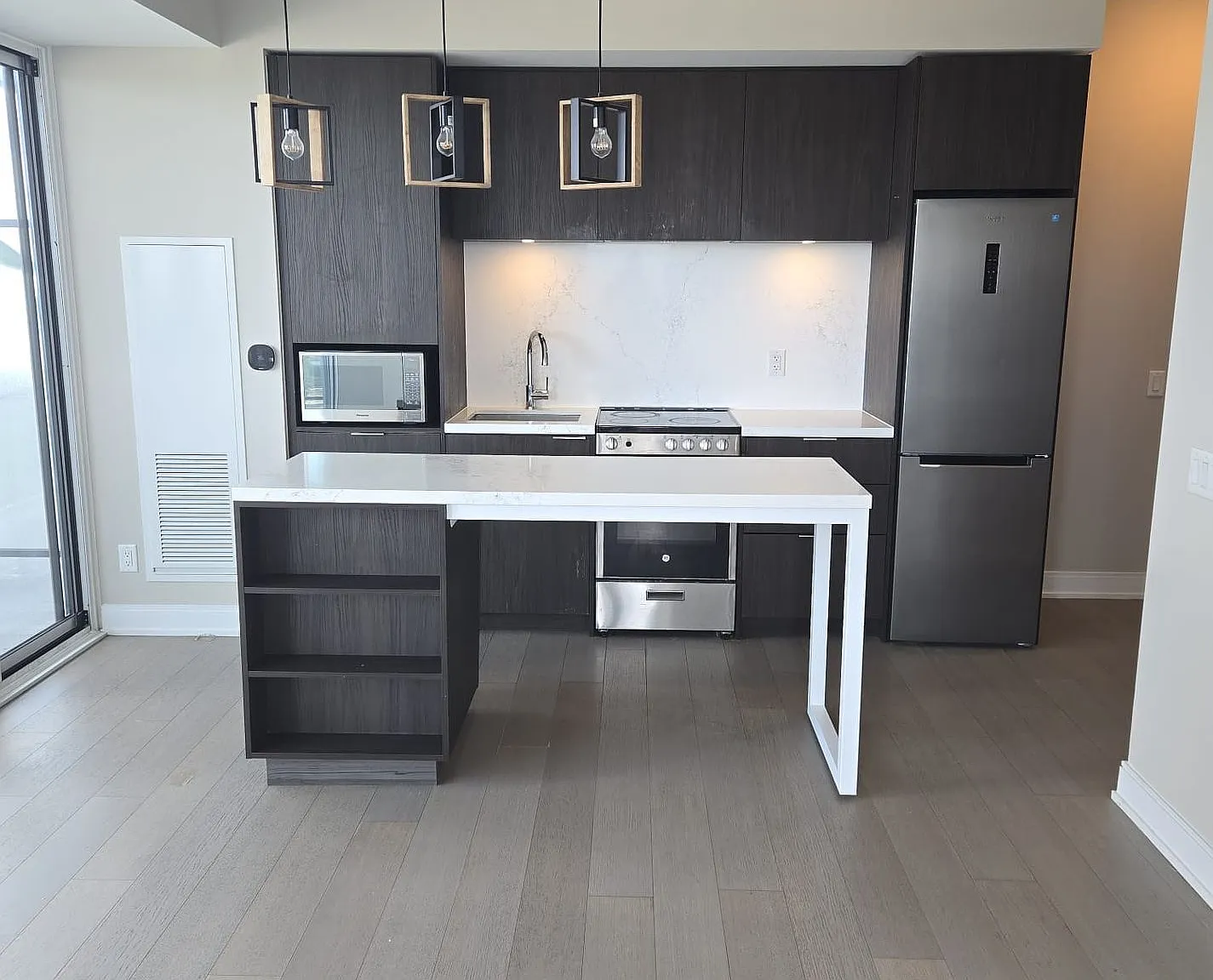 2 bed, $2,750 — Photo 3