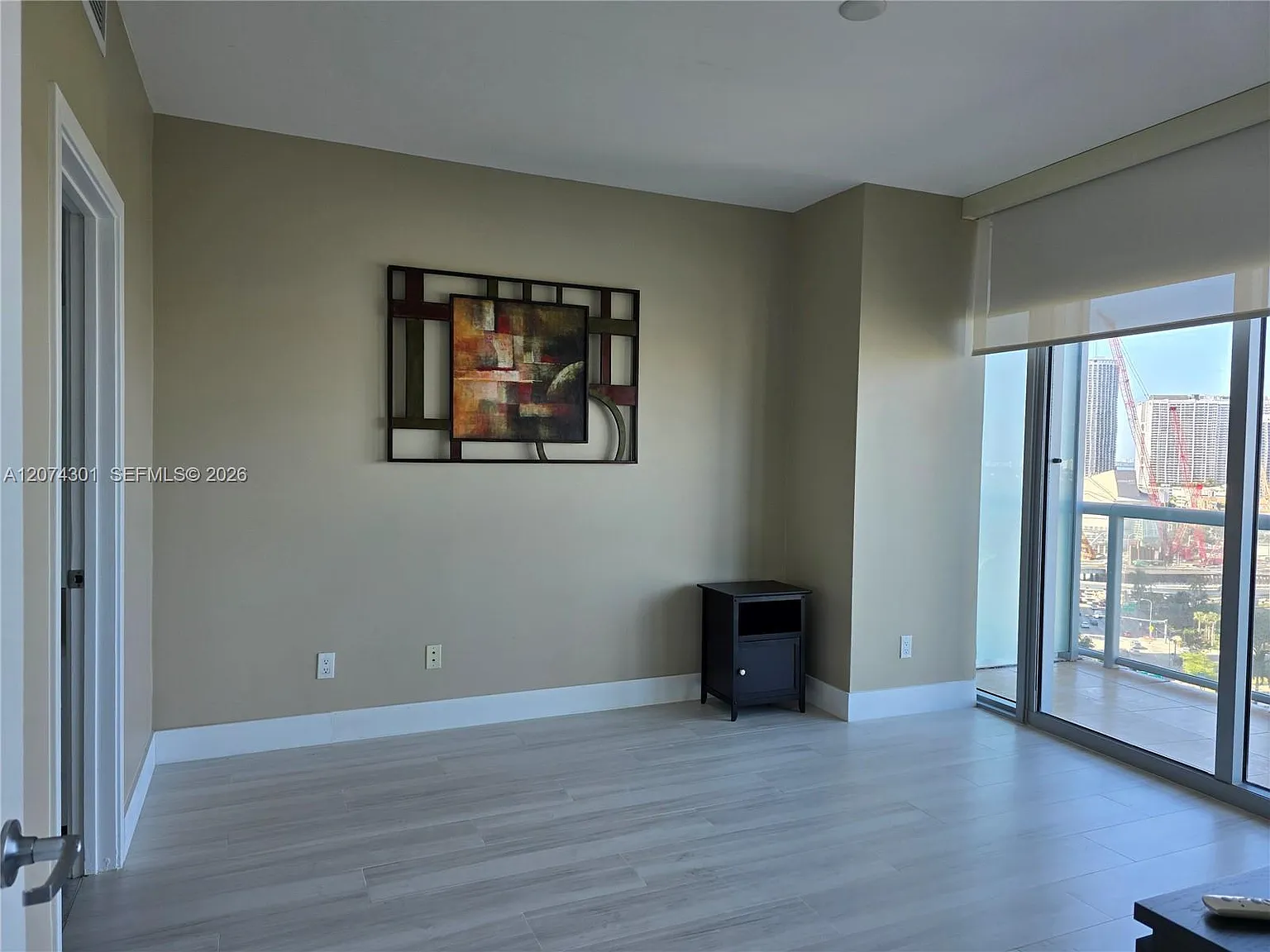 Marinablue Condo — Photo 2