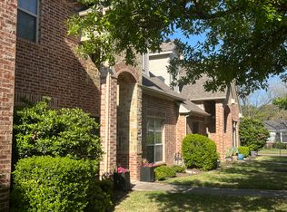 5204 Park Dr, River Oaks, TX 76114