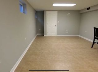9458 Hamlin Ave, Des Plaines, IL 60016