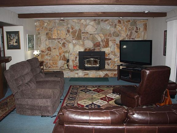 3rd image of 9225 Stover Ln