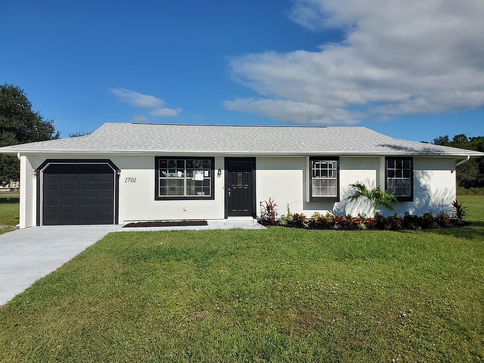 1st image of 1701 SE Vesthaven Ct