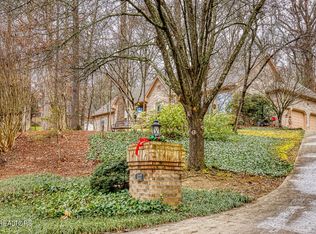 5227 Beverly Oaks Dr, Knoxville, TN 37918