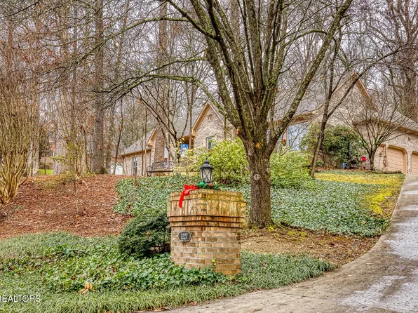 5227 Beverly Oaks Dr, Knoxville, TN 37918