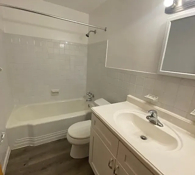 17105 Madison Ave #2 — Photo 4