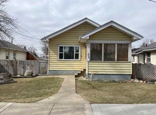 426 E 12b St N, Lethbridge, AB T1H2L2