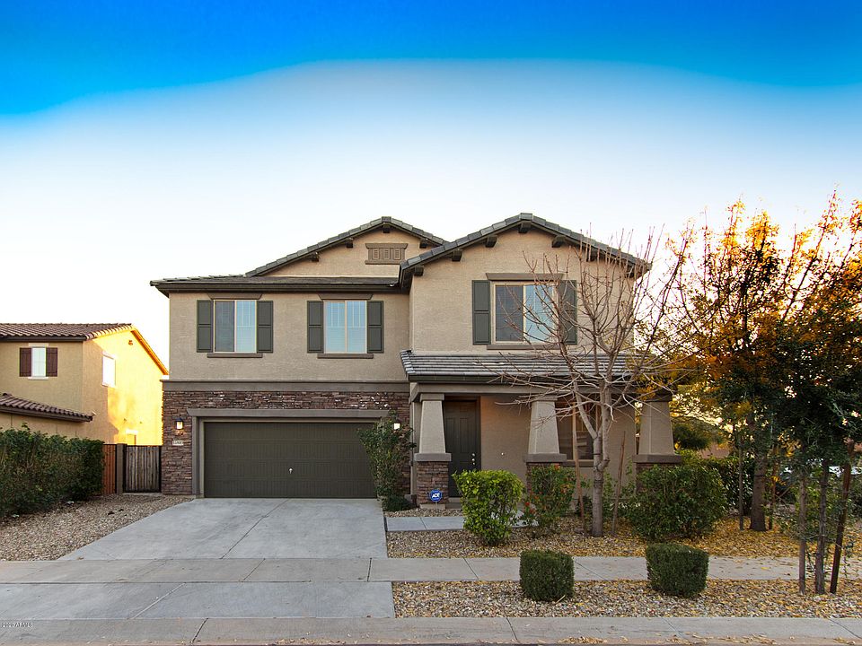 1st image of 15889 W Laurel Ln