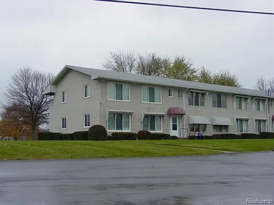 27094 Sandy Hill Ln APT 32 photo 1