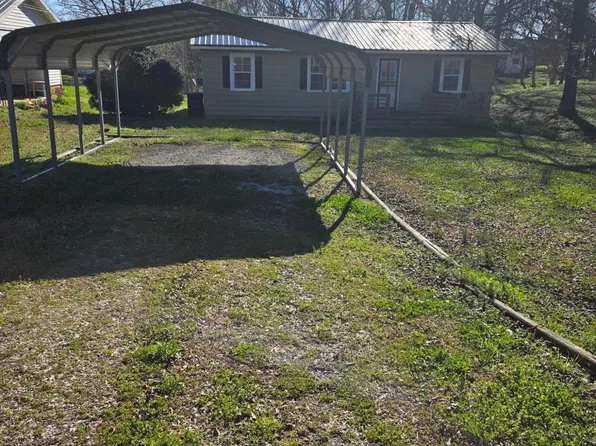 329 Court St, Ashland, MS 38603